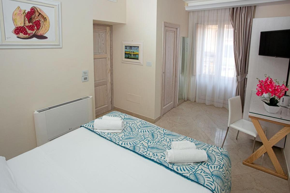 Residenza Donna Giovanna トロペーア エクステリア 写真