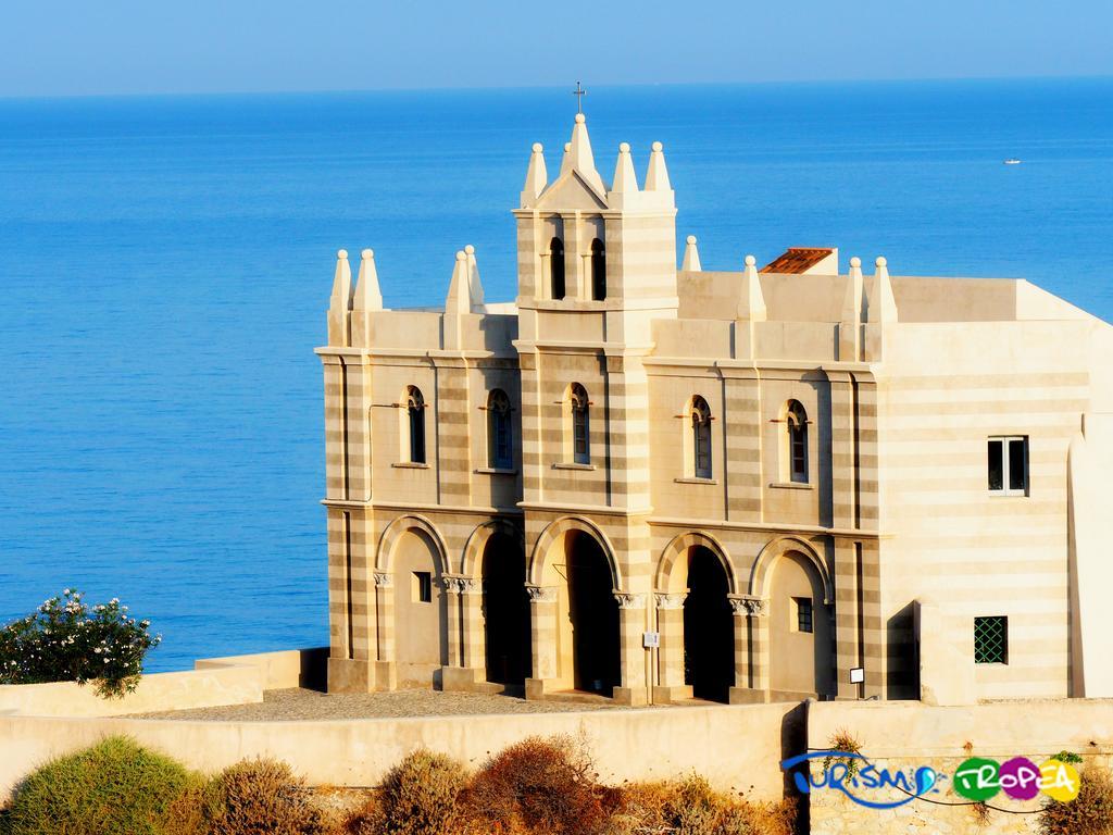 Residenza Donna Giovanna トロペーア エクステリア 写真